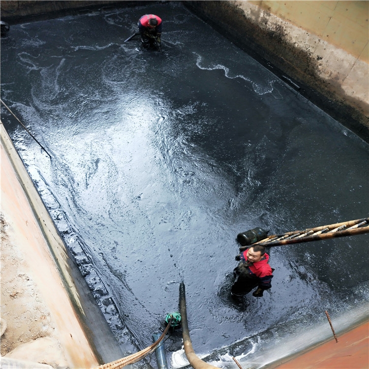 石柱废水池清理